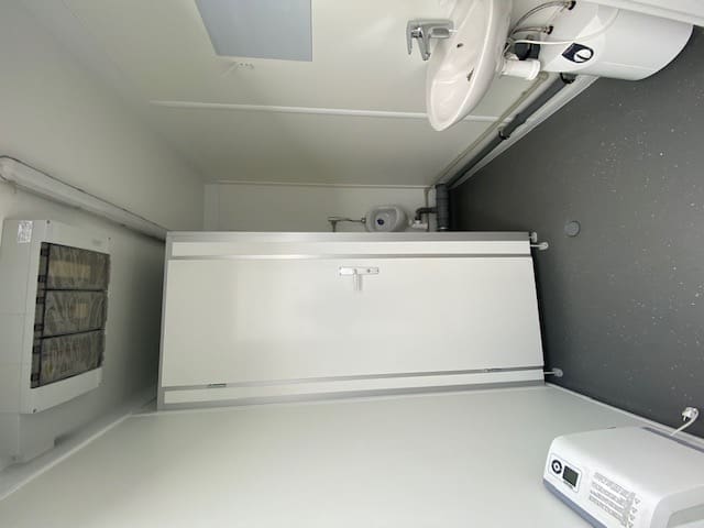 Sanitair unit dames heren - binnenkant heren
